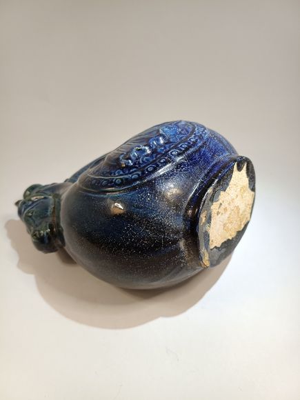 唐藍釉馬頭壺 Tang blue horse vase - Image 6