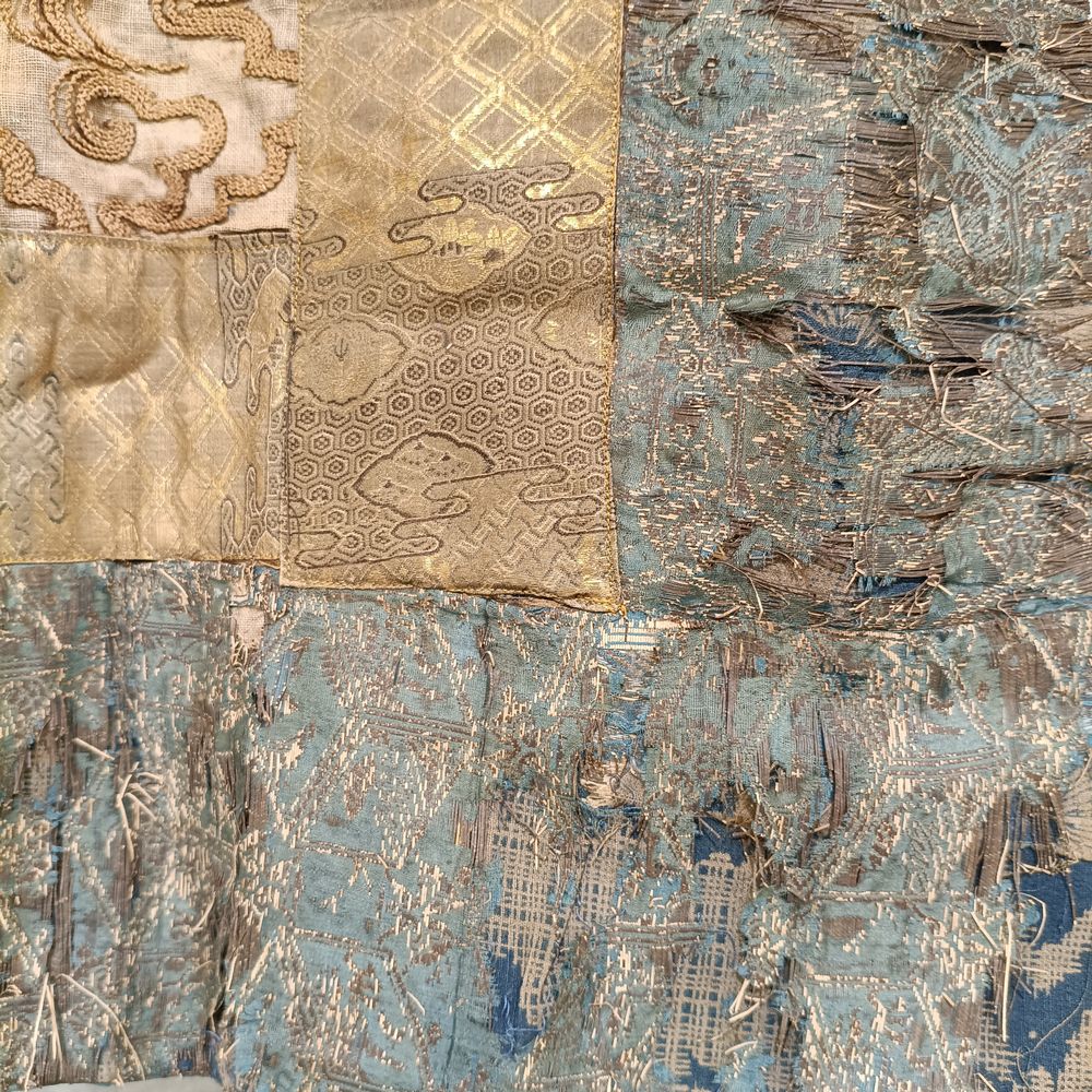 蹙金綉觀音像 Gold embroidered Bodhisattva - Image 7