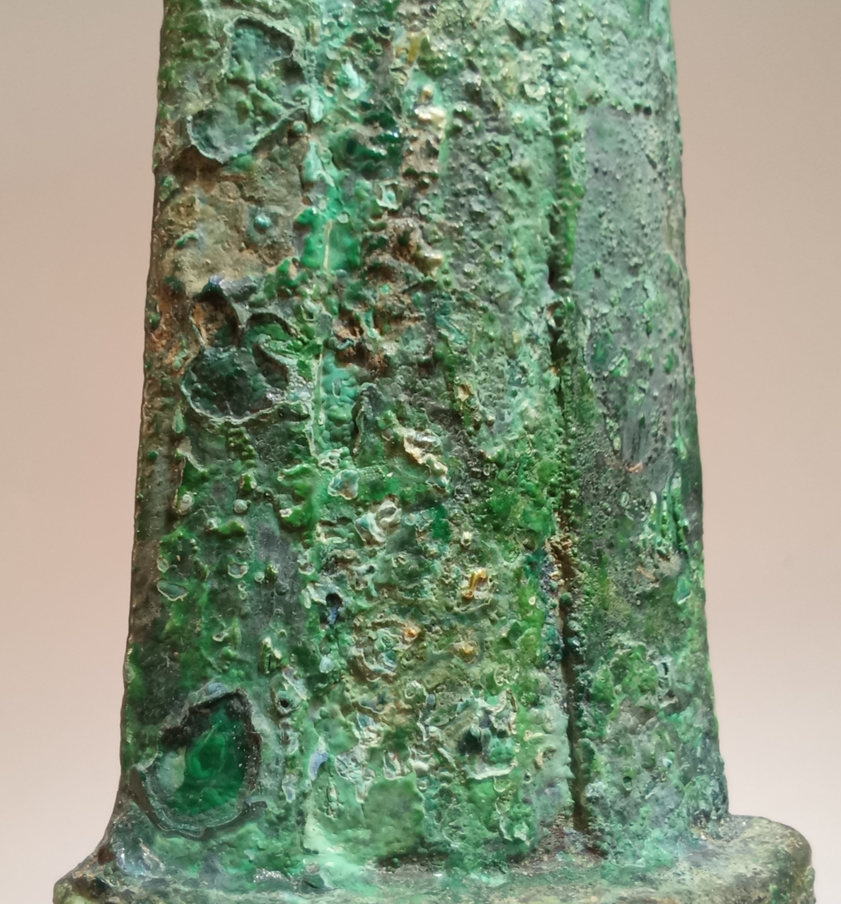 Bronze turquoise dagger 鑲玉綠松石匕首 - Image 8